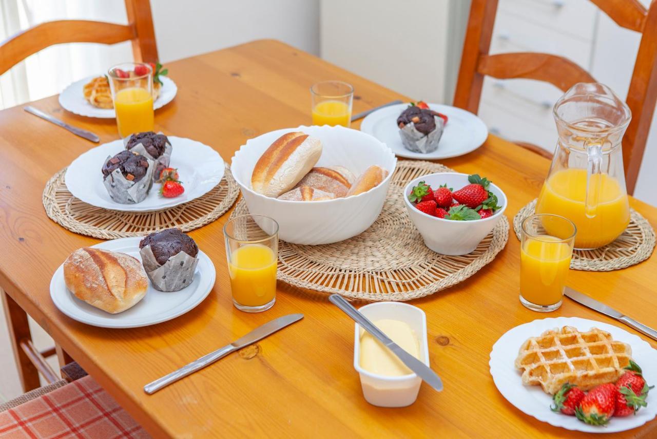 T - Casa Costa Doiro Guesthouse Лагос Екстериор снимка