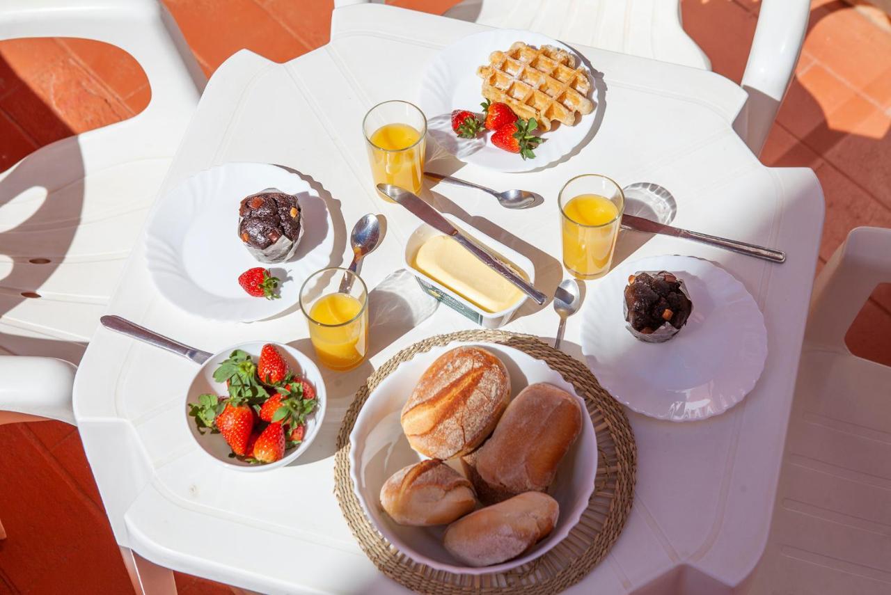 T - Casa Costa Doiro Guesthouse Лагос Екстериор снимка